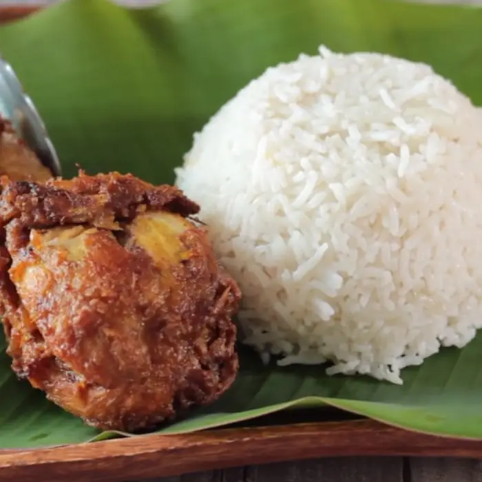Nasi lemak (Malaysian Seafood)