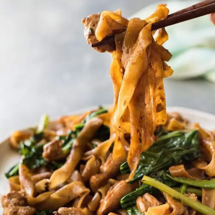 Pad See Ew (Thai Chicken)