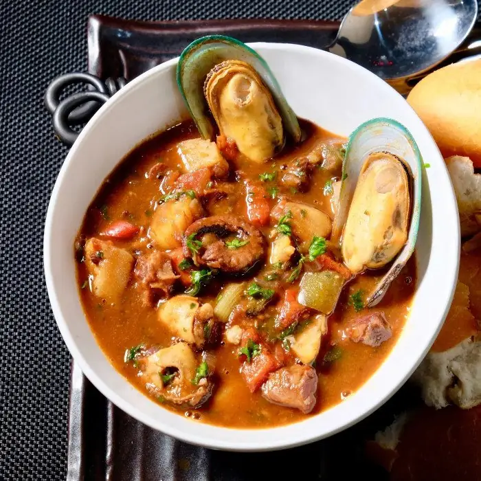 Portuguese fish stew (Caldeirada de peixe) (Portuguese Seafood)
