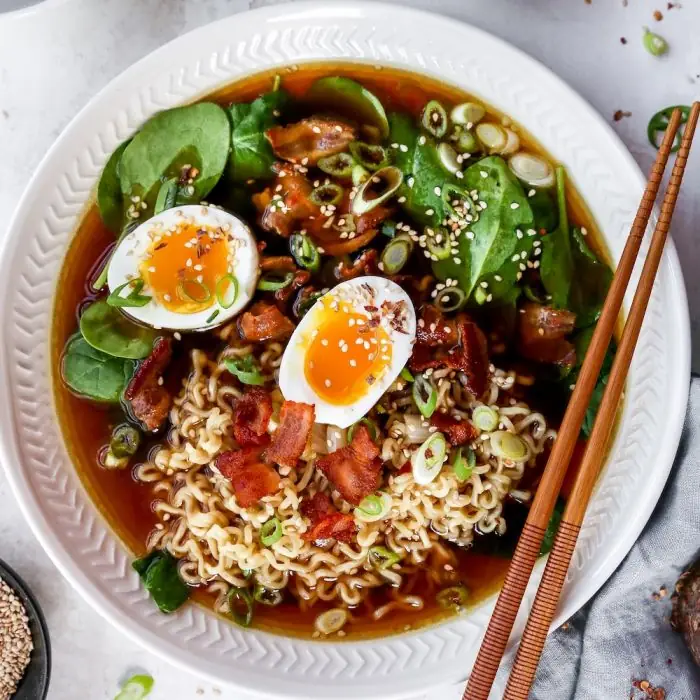 Ramen Noodles with Boiled Egg (Chinese Miscellaneous)